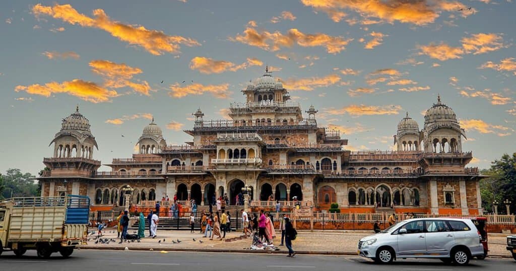 PRIVATE ONE WAY JAIPUR TRANSFER FROM DELHI