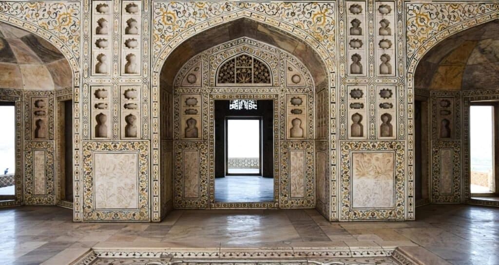 9 Days Golden Triangle Tour with Jodhpur & Udaipur photo 2