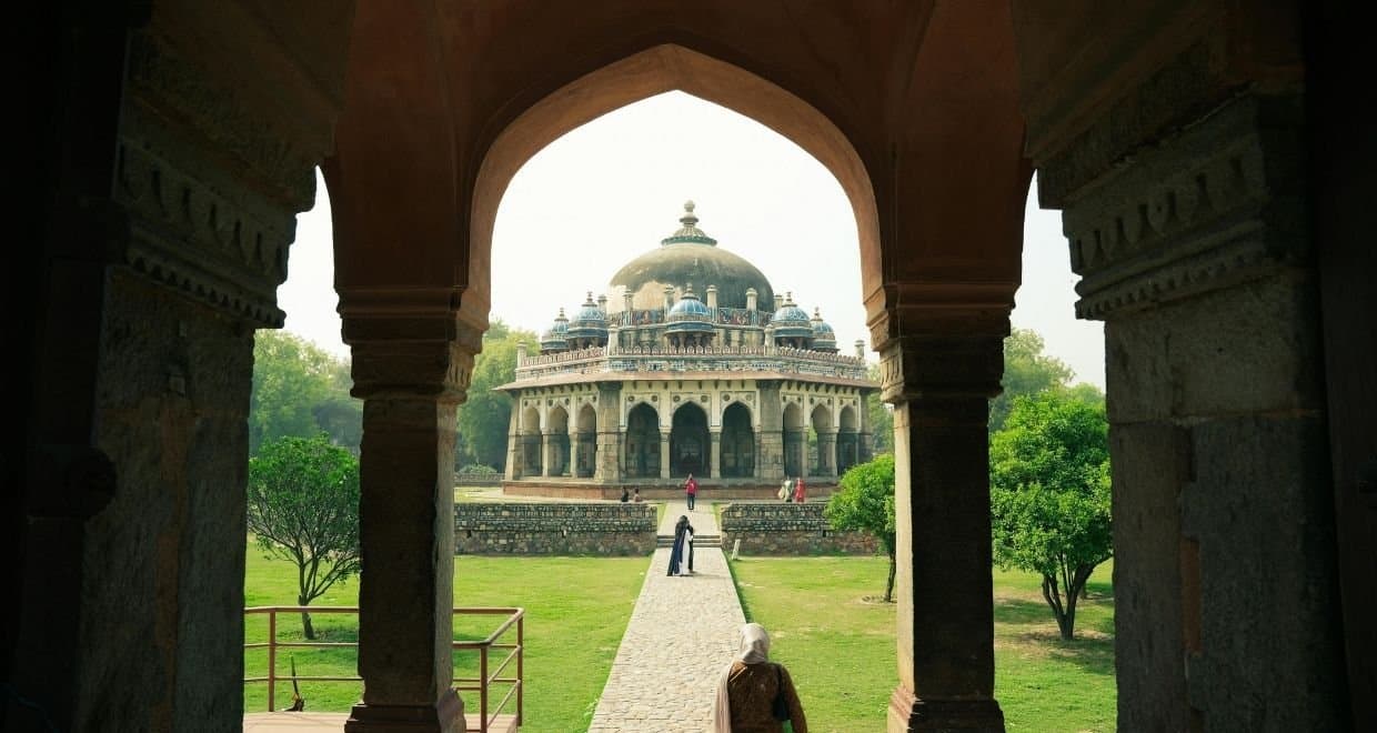 9 Days Golden Triangle Tour with Nimaj & Udaipur