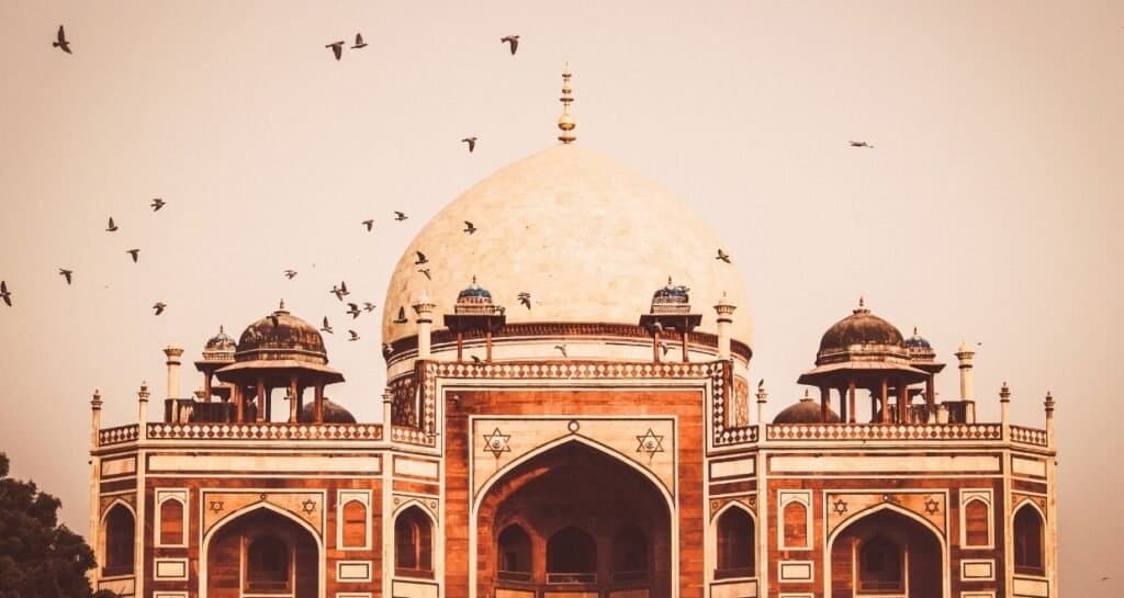 Same Day Mathura & Vrindavan with Taj Tour from Delhi photo 3
