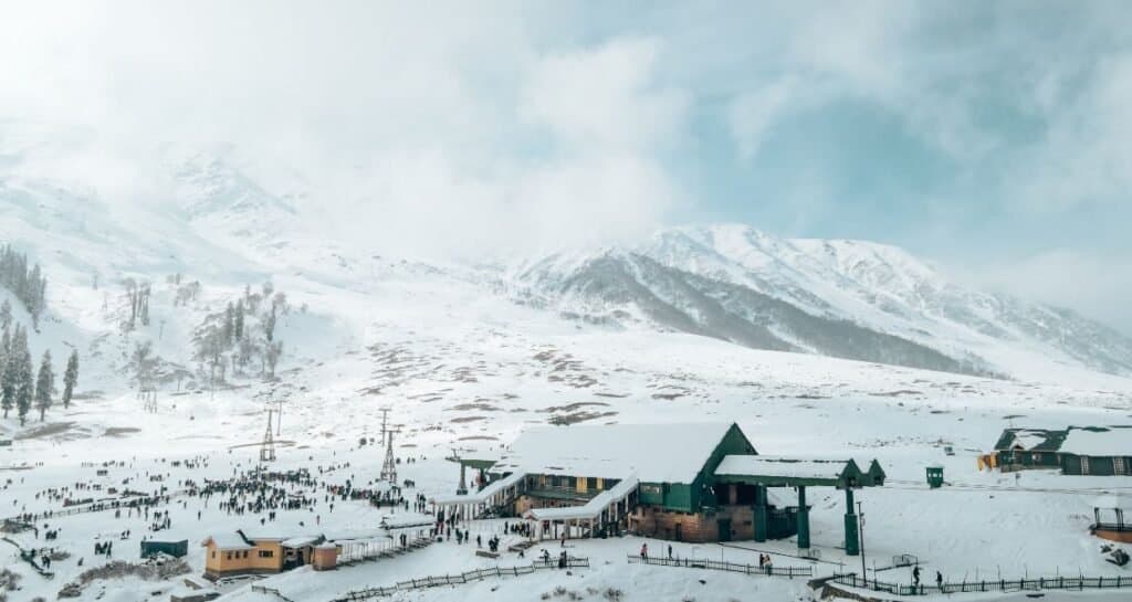 Kashmir Honeymoon Tour photo 4