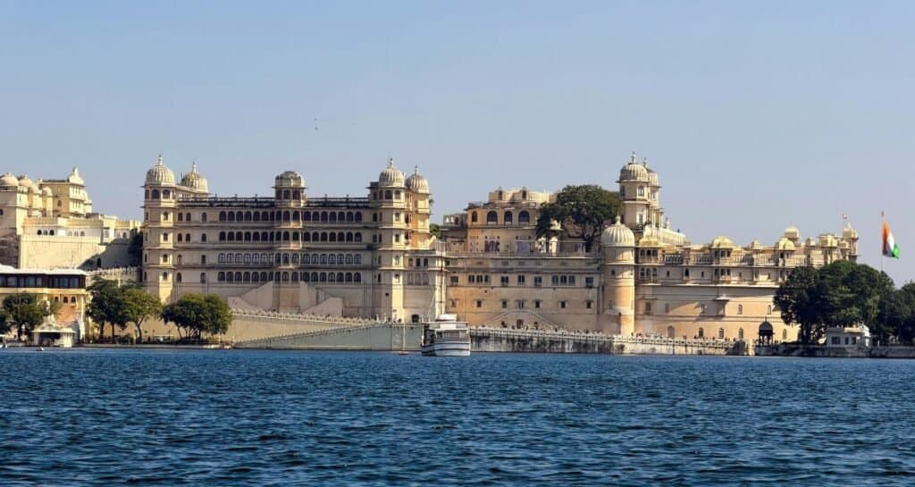 Same Day Ranakpur & Kumbhalgarh Tour from Udaipur photo 4